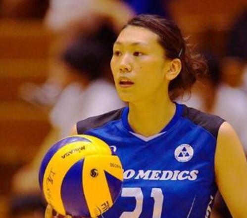 北京姑娘改国籍加入日本女排 扬言击败中国女