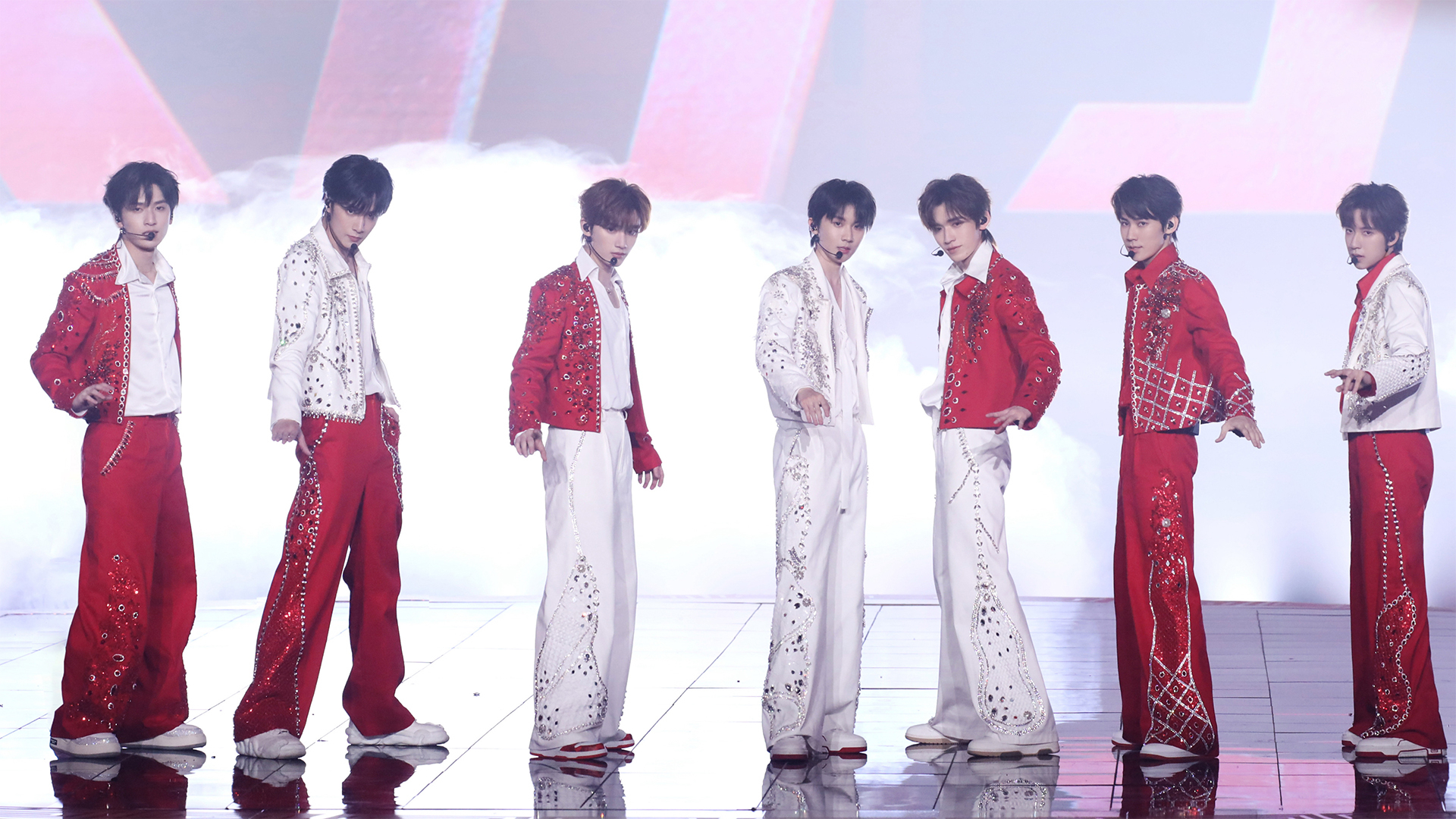 《大时代》时代少年团 《大时代》时代少年团