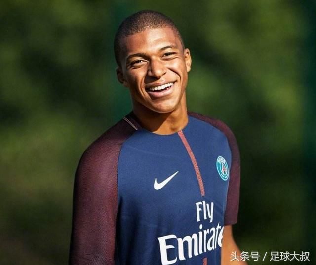 足坛现役最强十一人,谁会成为终结梅罗时代第