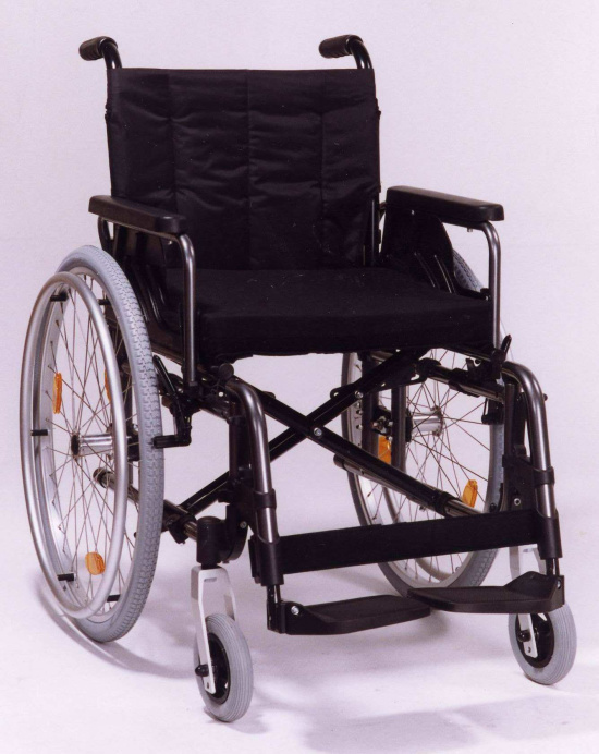 体型胖的老人怎么选轮椅?