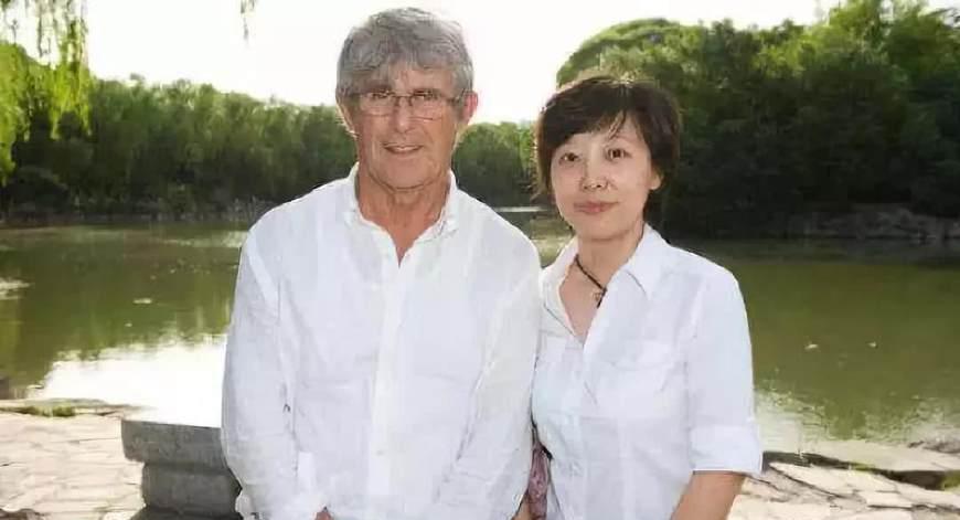 中国最牛足球女记者!被传是米卢小蜜!跳槽费达