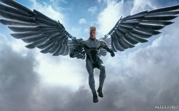 天使长——本名沃伦·肯尼思·沃辛顿三世.