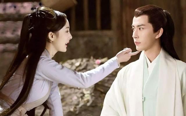 杨幂旗下6位男星,有2位都对热巴有好感,最后一