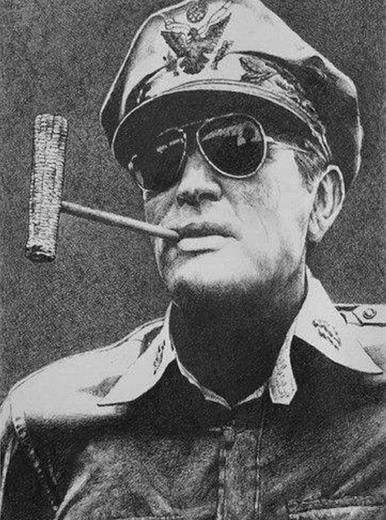 美国五星上将麦克阿瑟质问天皇:日本投降你怎