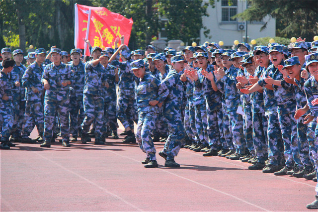 军营的趣味生活。