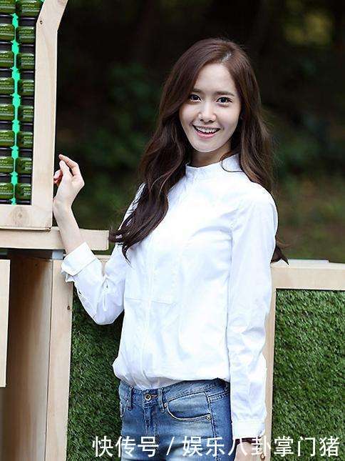 韩国艺人林允儿, 穿暴露腿型的牛仔裤, 遭网友指