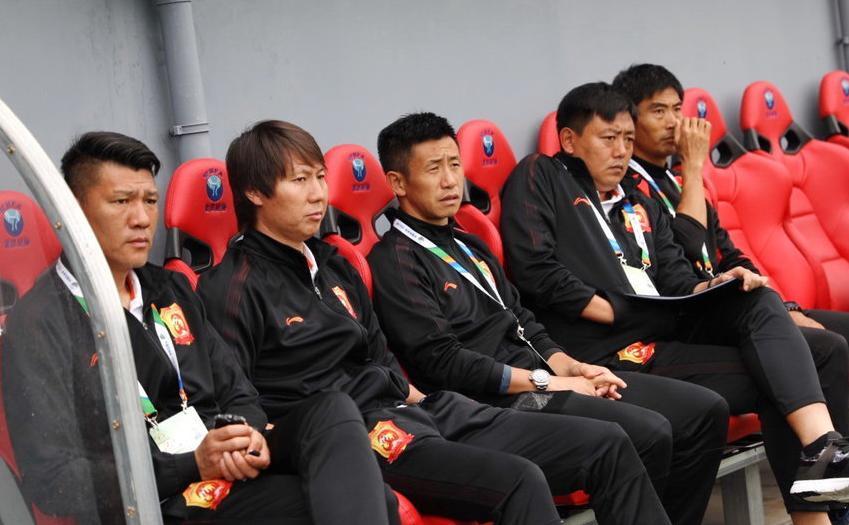 中甲球员停球比王燊超还离谱,明年中超或同时