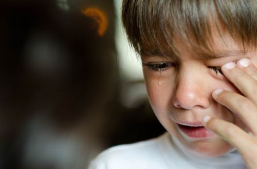 几乎每个孩子都有分离焦虑,只是不同的孩子外在的表现有所不同.