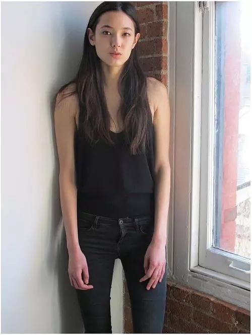 她是maggieq和张雨绮的结合版,这个小姐姐活得太有腔调!