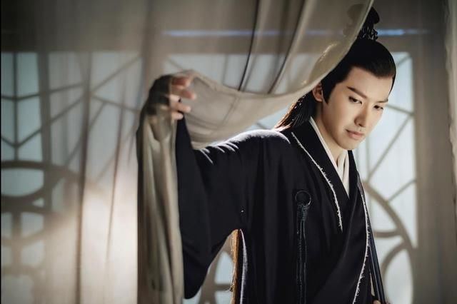 《扶摇》非烟殿主最终爱上了宗越,逼迫宗越娶