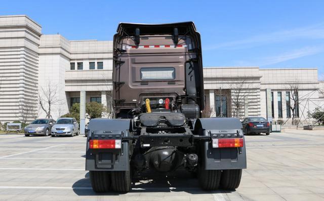 一汽解放JH6前四后八500马力报价 9.6图片怎