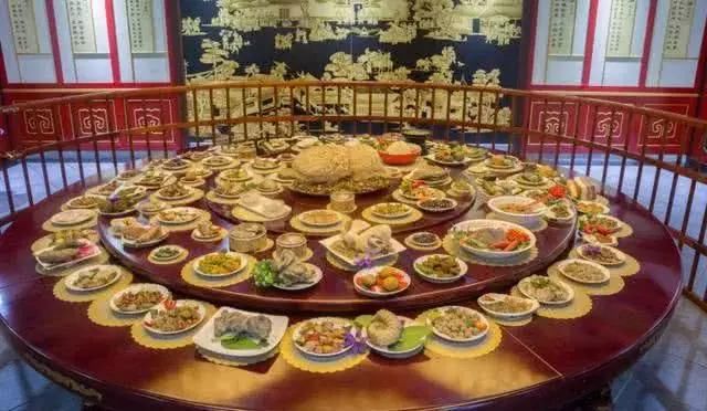 法国人为什么要千辛万苦拿中国签证?老外:因为