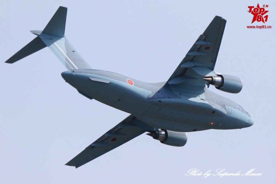 和运20根本没法比!日本C2运输机03机试飞