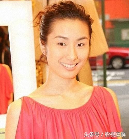 混得最惨的香港女星,美貌不输李嘉欣,今沦为卖