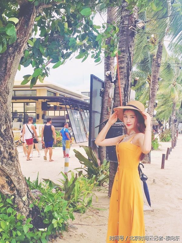 遵义:贵州大山走出的大一女生报名参加世界超模大赛 遵义:贵州大山走出的大一女生报名参加世界超模大赛