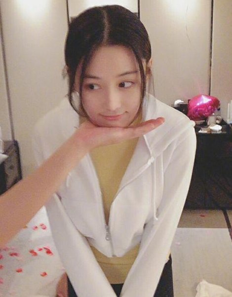 张馨予颜值到底有多高?连摄影师都表示:我懒得