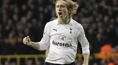 魔笛传记--世界第一中场莫德里奇的精彩足球生