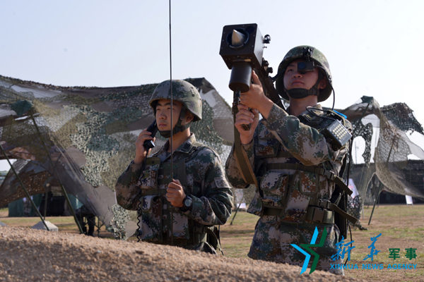 万岁军土豪师进军朱日和 跨区机动途中出招