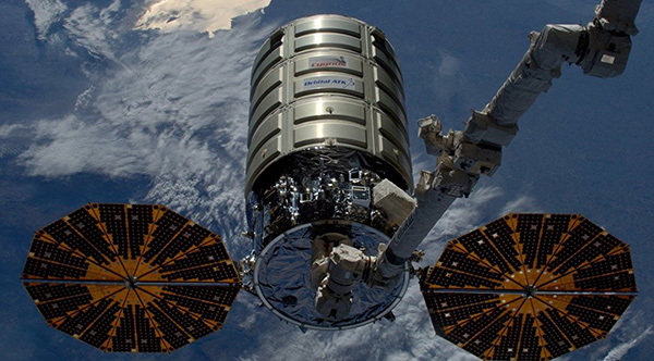 俄专家:"天舟一号"比俄美货运飞船更完善