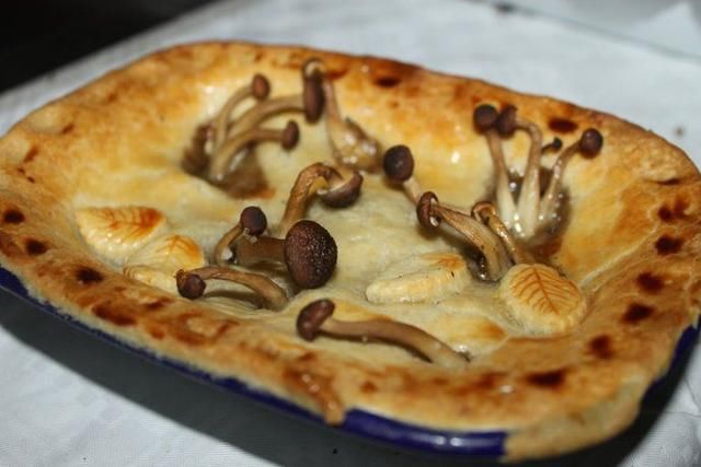 英国美食家评论中国火锅味道像吃鞋皮?网友怒