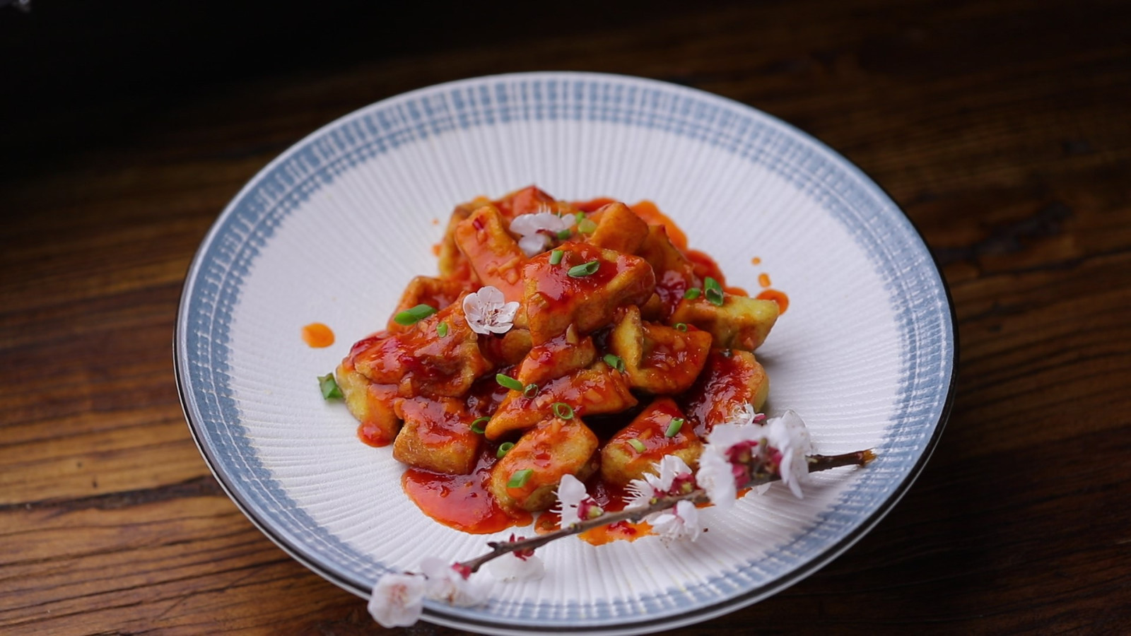 吃了这么多年豆腐，竟然不知道还能这么做，营养翻倍，香到心坎里