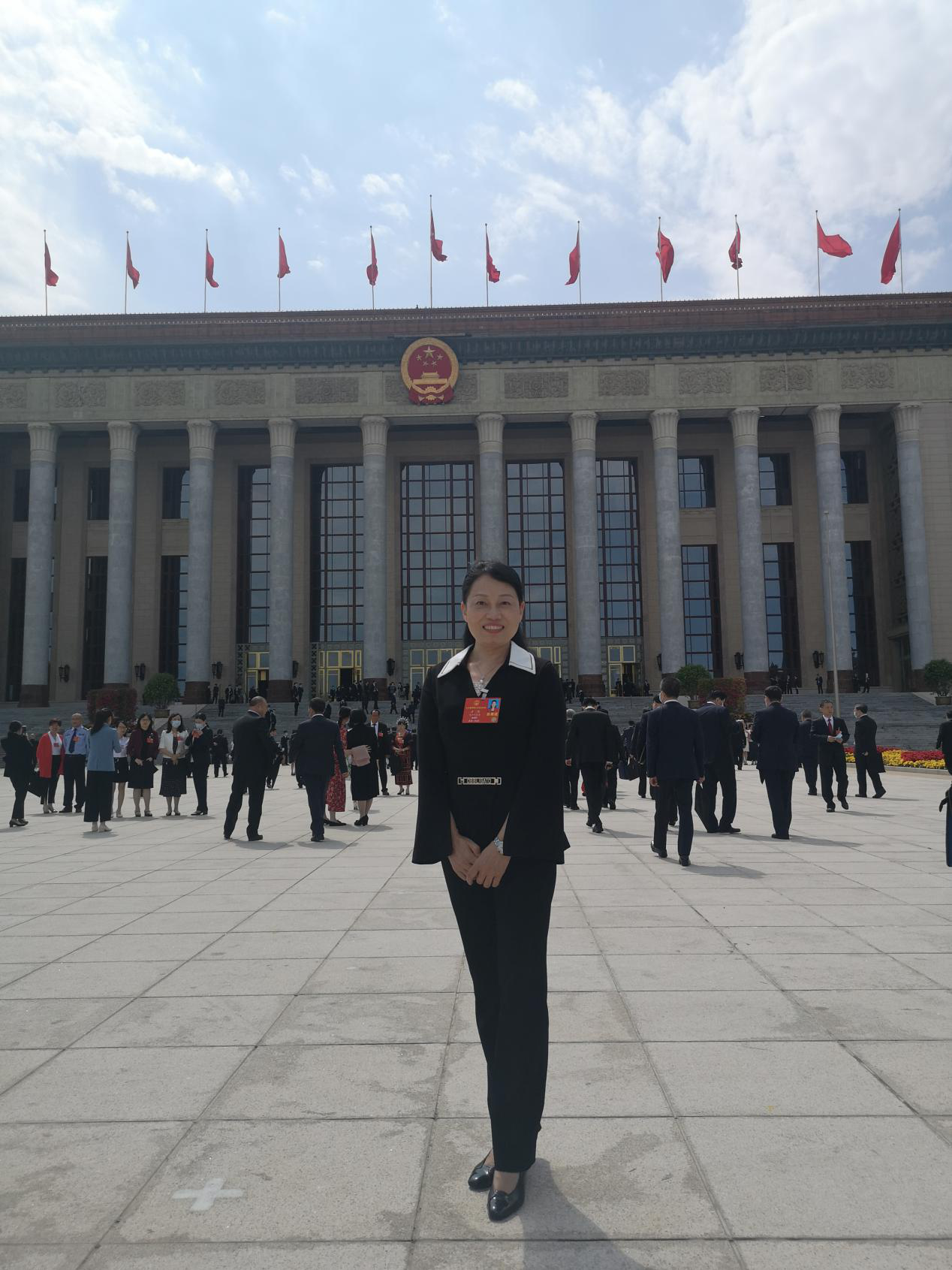 该不该降低刑事责任年龄? 人大代表方燕:应激活完善收容教养制度