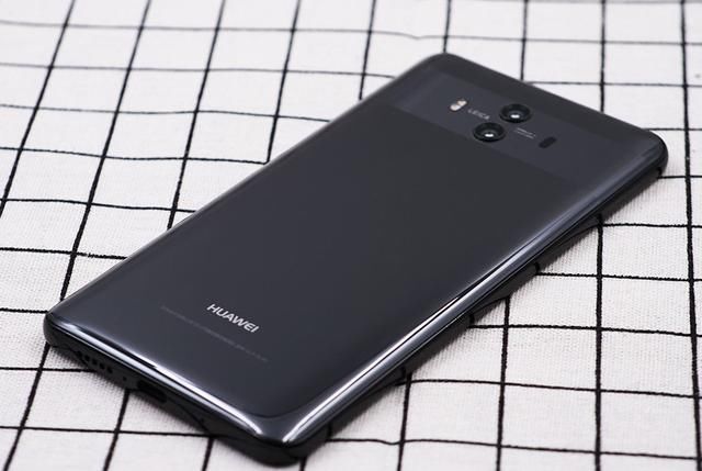 高端手机性价比排行:OV落榜,华为沦为倒数,新