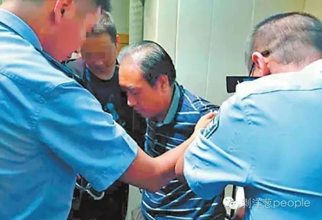 奸杀11人白银案嫌犯:杀完8岁女孩很渴 喝了整杯水