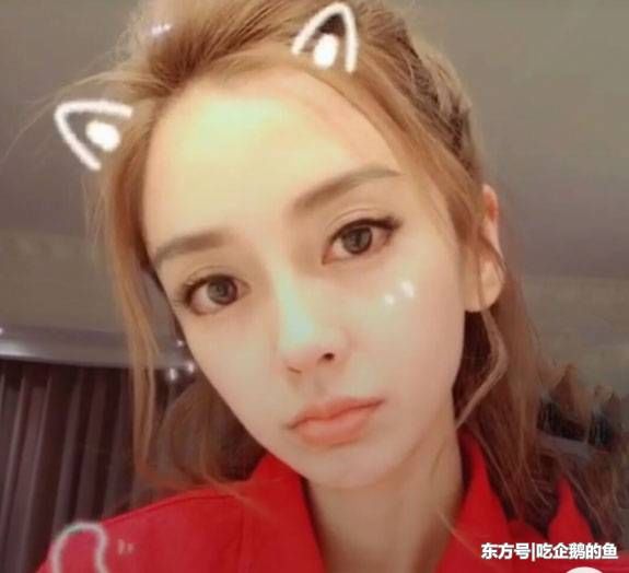 抖音上最美的4位女明星,热巴垫底,关晓彤第二