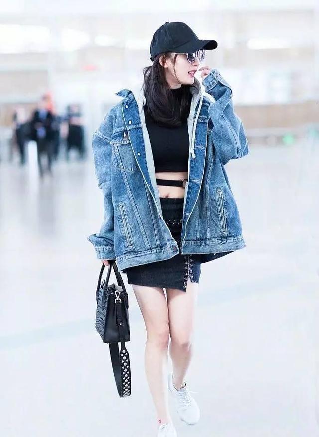 杨幂佟丽娅赵丽颖刘诗诗杨颖露脐装谁更美?还