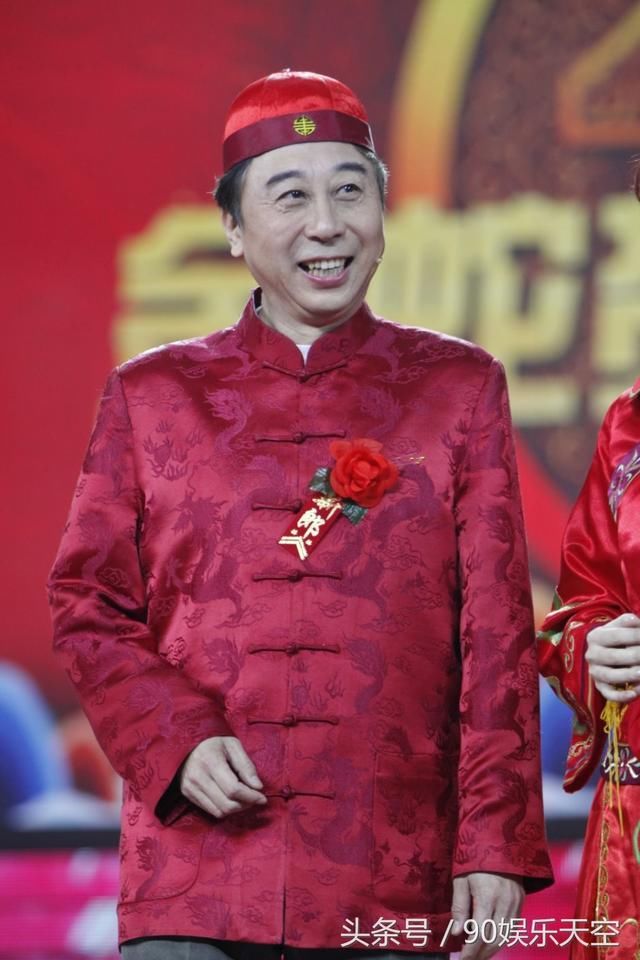 今天,是冯巩老师连续33年登上央视春晚舞台.