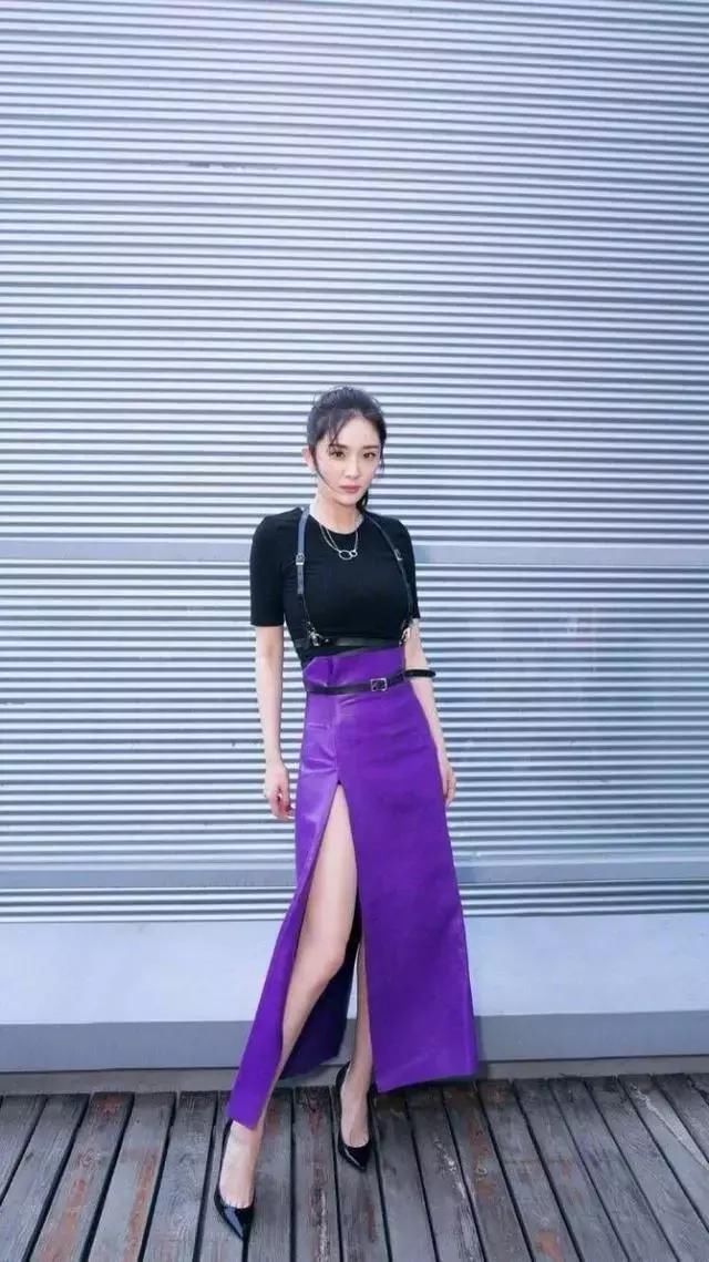 当杨幂与徐璐同穿黑色抹胸裙,网友:终于知道清