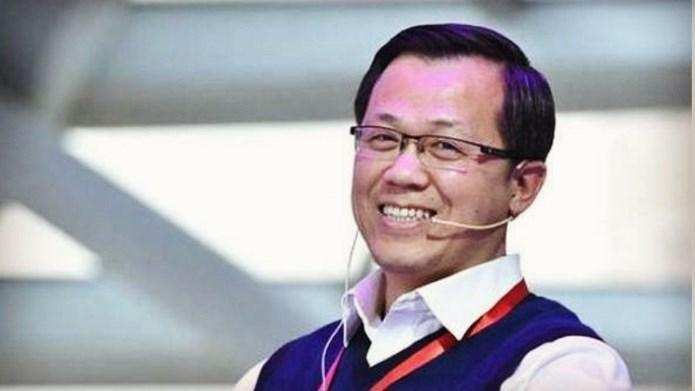 卓伟再次放大招, 曝出N姓男星与S姓女明星私生