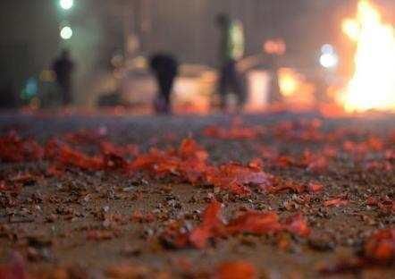 快过年了,有些农村地区为何不能放烟花爆竹,专