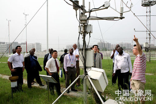 中国向非洲7国援助气象设施 大幅提升防灾减灾
