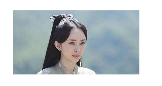 杨幂眼睛变小嘴唇肿 那个美遍四海八荒的白浅