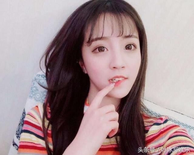 火女神,粉丝加起来超过一亿,不认识可别说是抖友