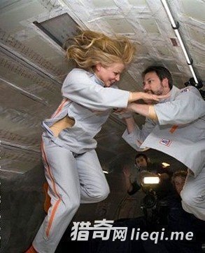男女航天员如何解决生理需求？揭秘太空性生活