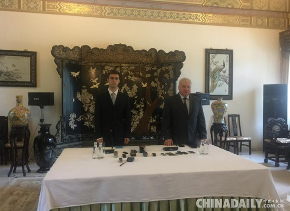 俄罗斯驻华大使:普京总统热切期盼金砖国家厦门峰会召开 俄罗斯驻华大使:普京总统热切期盼金砖国家厦门峰会召开