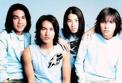 飞轮海成员谁喜欢谁 t01f387fda7bdfc0e4f.jpg