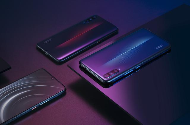 同样骁龙855,选择小米9还是vivo?