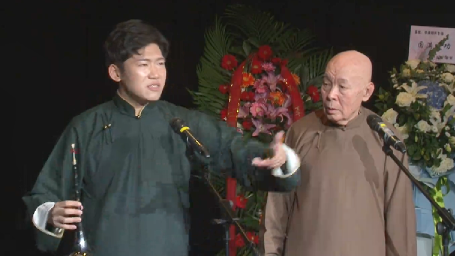 相声《余音绕梁》 之 李增瑞不仅唱歌跑调，说话也会跑调