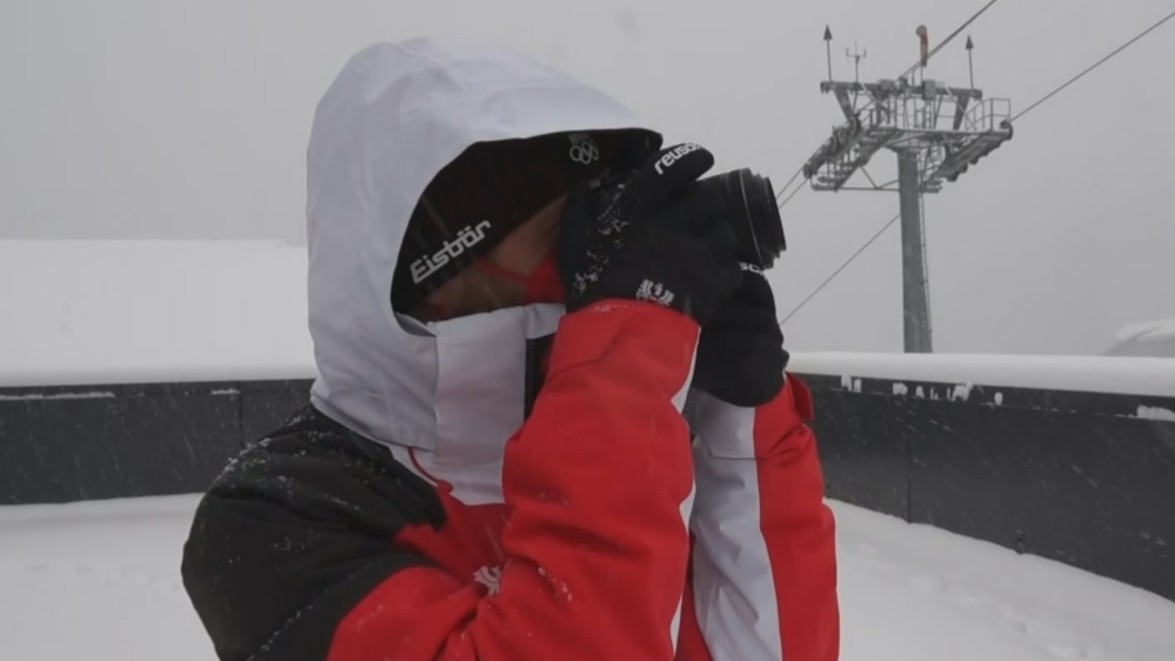 冬奥村遇美雪 多国代表团盛赞美景与服务