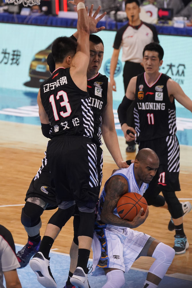 体育可用眼控强 索尼A7M3对焦实战评测