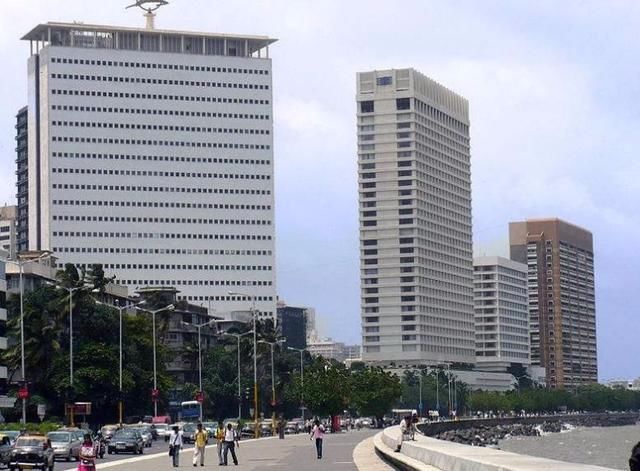 印度国际大都市孟买,自称比上海发达,你觉得这