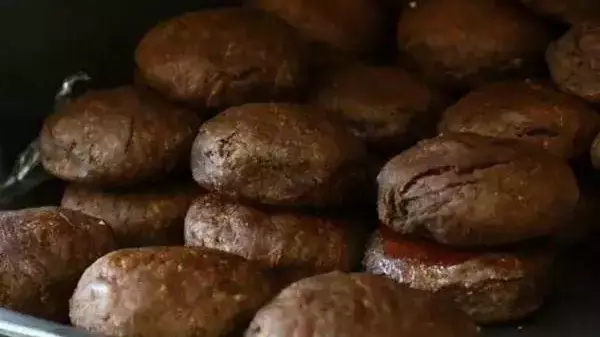 京城美食吃货篇五：小个头蕴藏大能量——老北京烧饼