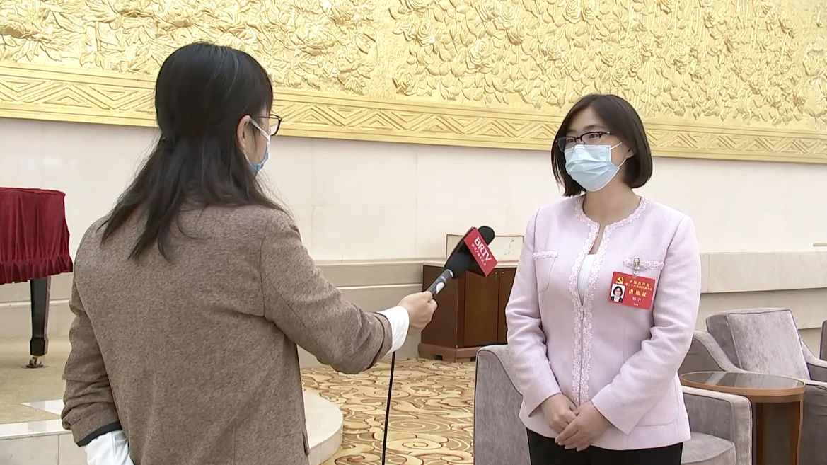 着力解决好人民群众的急难愁盼问题 北京市代表团代表热议民生福祉