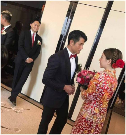 方媛昆凌同是天王嫂,可谁的结婚礼服更胜一筹