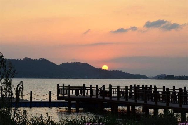 人均工资最高的省份:平均工资超七万力压广东