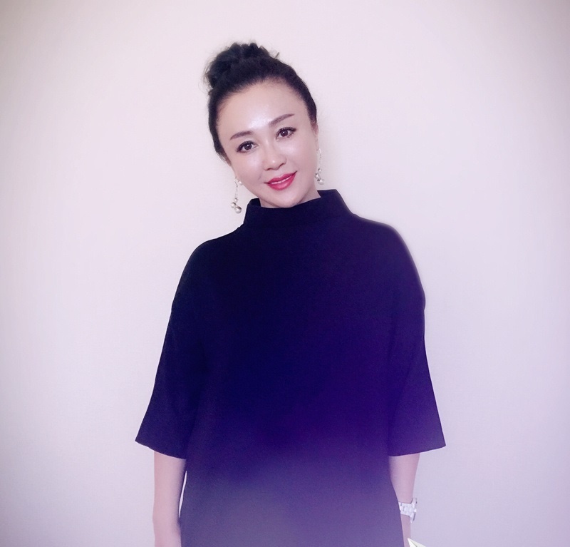 最美"妲己"傅艺伟近照曝光,吸毒后素颜简直没认出来